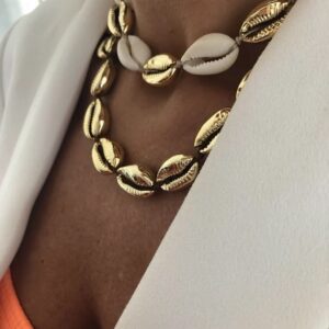 Accueil collier en cauris
